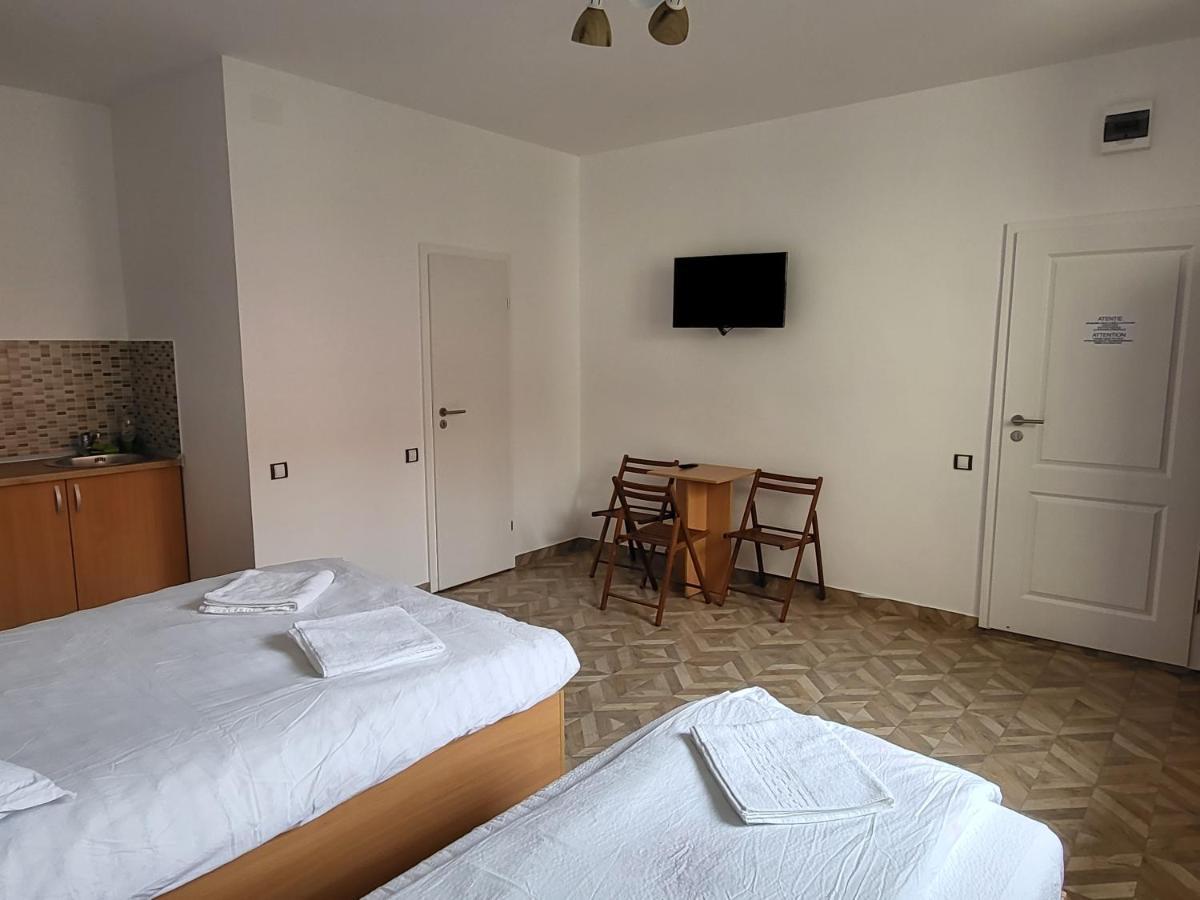 M20 Apartment *