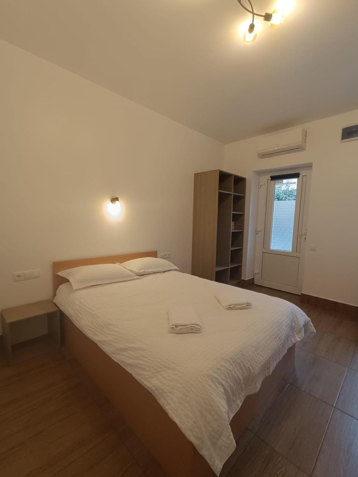 Apartment M20 *