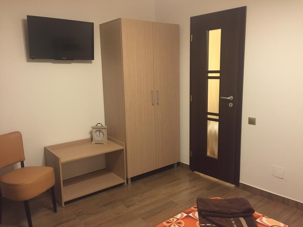 Apartment M20