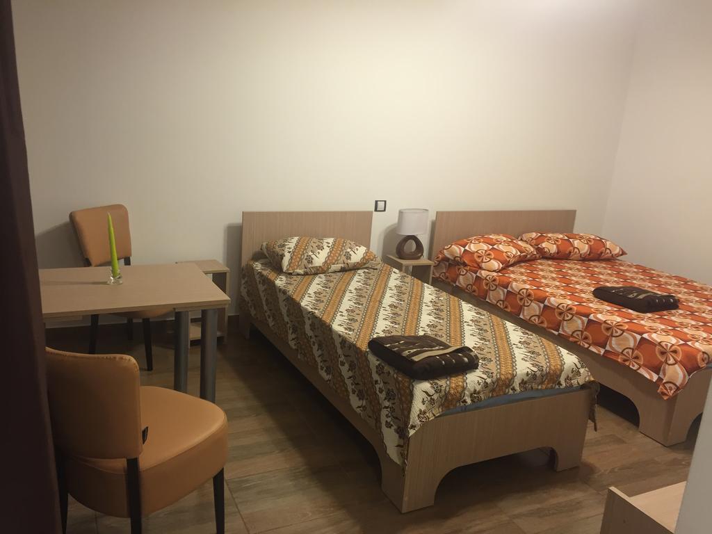 Apartment M20